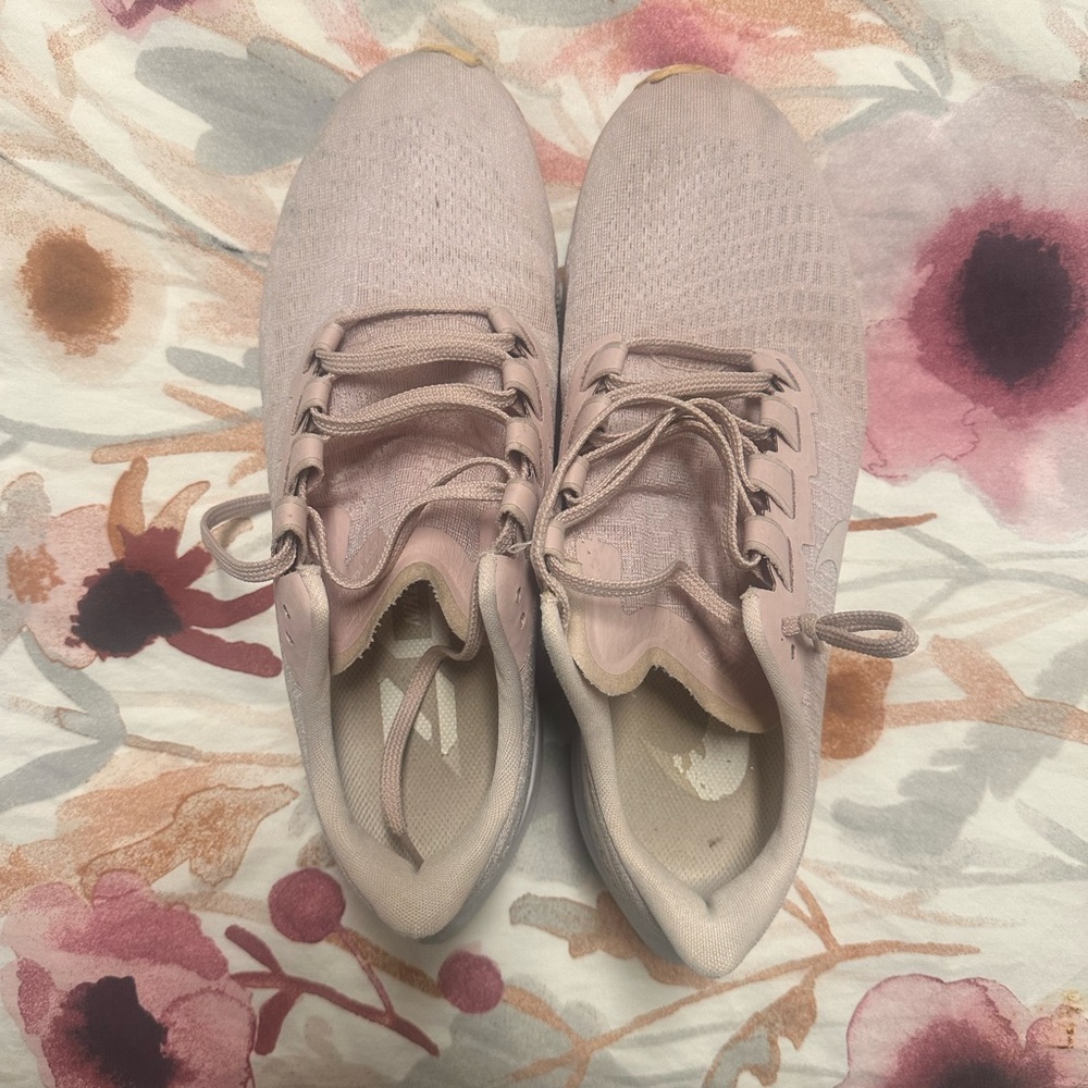 Nike Women's Light Pink Sneakers